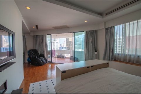 Condominio de 2 dormitorios en Bangkok, Tailandia № 163907 - foto 10