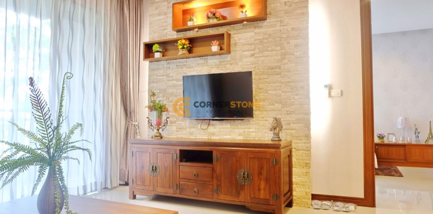 Studio in the Condo in Pattaya, Thailand № 233142