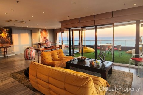 Condo in Pattaya, Thailand, 3 bedrooms  № 233145 - photo 5