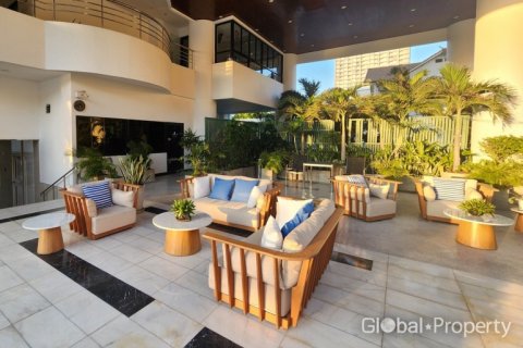 Condo in Pattaya, Thailand, 3 bedrooms  № 233145 - photo 26