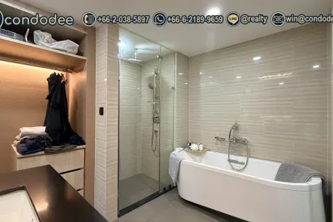 Condo in Pathum Wan, Bangkok, Thailand, 1 bedroom  № 233146 - photo 12