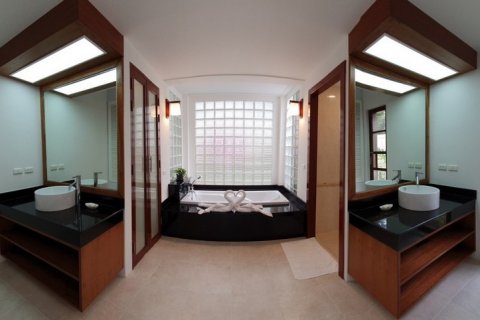 Casa de 4 dormitorios en Ko Samui, Tailandia № 65841 - foto 6