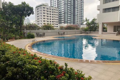 Condominio de 3 dormitorios en Bangkok, Tailandia № 65843 - foto 12