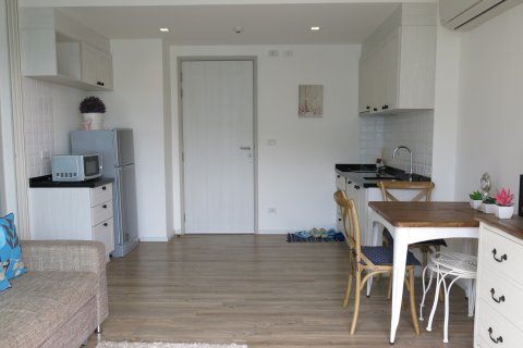 Condominio de 1 dormitorio en Hua Hin, Tailandia № 168462 - foto 4