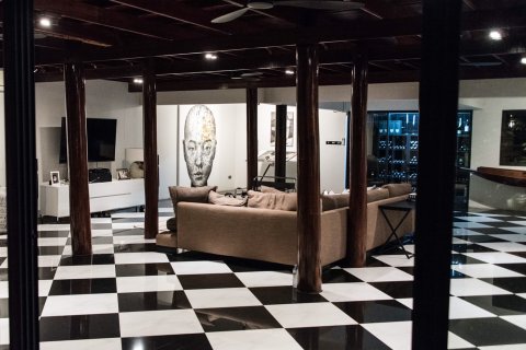 Chalet de 4 dormitorios en Hua Hin, Tailandia № 168458 - foto 8