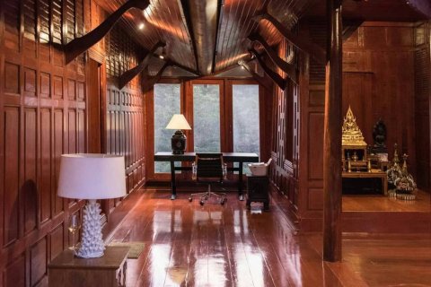 Chalet de 4 dormitorios en Hua Hin, Tailandia № 168458 - foto 17