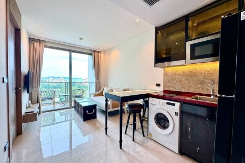 Apartamento de 2 habitaciones en Pattaya, Tailandia № 167153