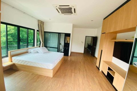 Haus in San Sai, Thailand 5 Schlafzimmer № 155008 - Foto 11