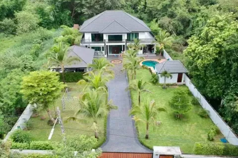 บ้านในSan Sai, ประเทศไทย 5 ห้องนอน № 155008