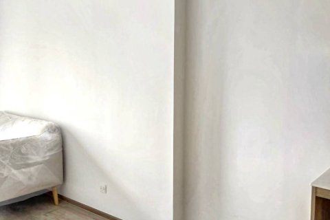 Condominio de 1 dormitorio en Khlong Toei, Bangkok, Tailandia № 150875 - foto 5