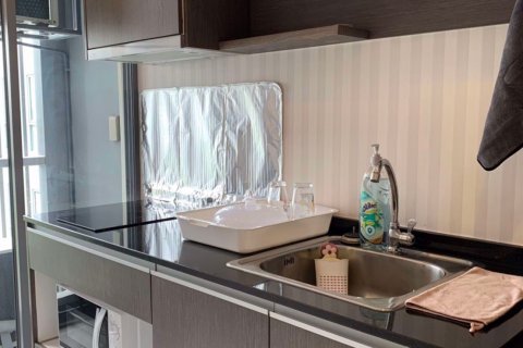 Condominio de 2 dormitorios en Phra Khanong, Bangkok, Tailandia № 48064 - foto 6