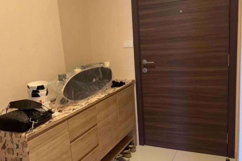 Condominio de 2 dormitorios en Phra Khanong, Bangkok, Tailandia № 48064 - foto 4