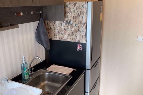 Condominio de 2 dormitorios en Phra Khanong, Bangkok, Tailandia № 48064 - foto 5