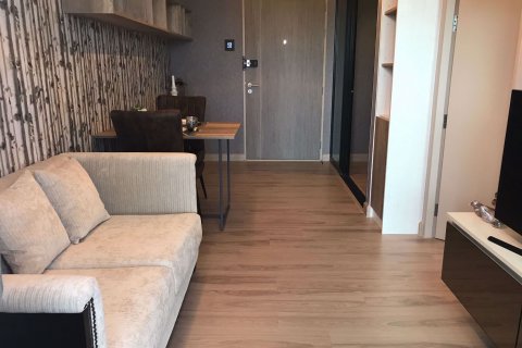 Condominio de 1 dormitorio en Phra Khanong, Bangkok, Tailandia № 71561 - foto 3