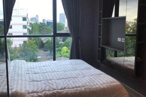 Condominio de 1 dormitorio en Phra Khanong, Bangkok, Tailandia № 71561 - foto 8