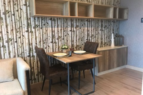 Condominio de 1 dormitorio en Phra Khanong, Bangkok, Tailandia № 71561 - foto 2
