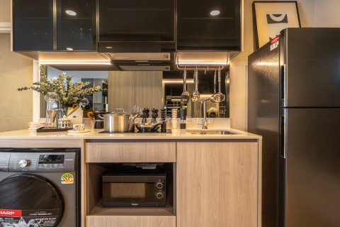 Condominio de 2 dormitorios en Bang Lamung, Tailandia № 233712