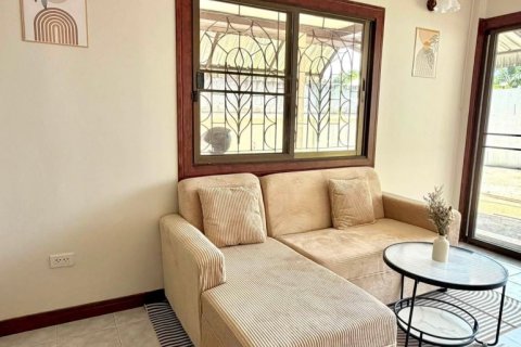 Casa de 3 dormitorios en Pattaya, Tailandia № 209812 - foto 4