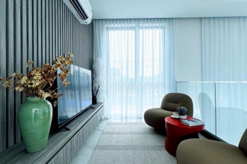 Casa de 3 dormitorios en Sattahip, Tailandia № 209810 - foto 12