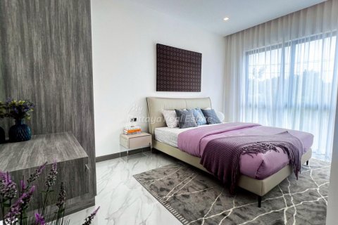 Casa de 3 dormitorios en Sattahip, Tailandia № 209810 - foto 9
