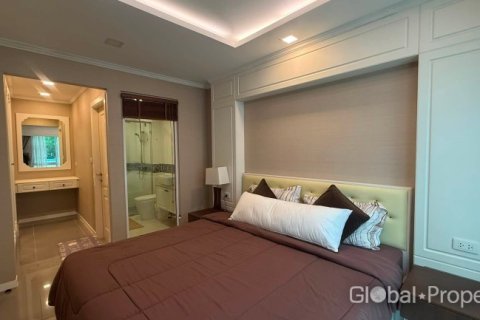 Condominio de 2 dormitorios en Pattaya, Tailandia № 209811 - foto 3