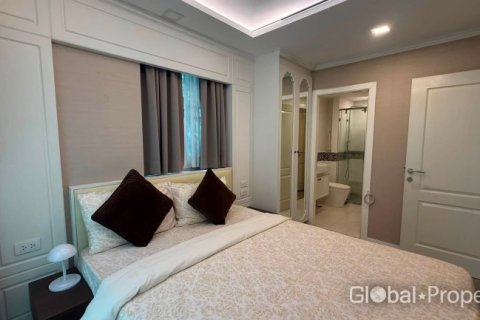 Condominio de 2 dormitorios en Pattaya, Tailandia № 209811 - foto 2