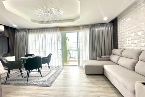 Apartamento de 2 dormitorios en Pattaya, Tailandia № 209814 - foto 7