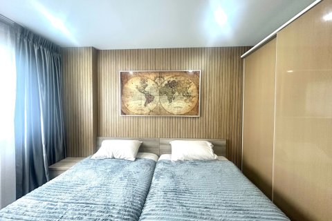 Apartamento de 2 dormitorios en Pattaya, Tailandia № 209814 - foto 16