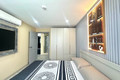 Apartamento de 2 dormitorios en Pattaya, Tailandia № 209814 - foto 13