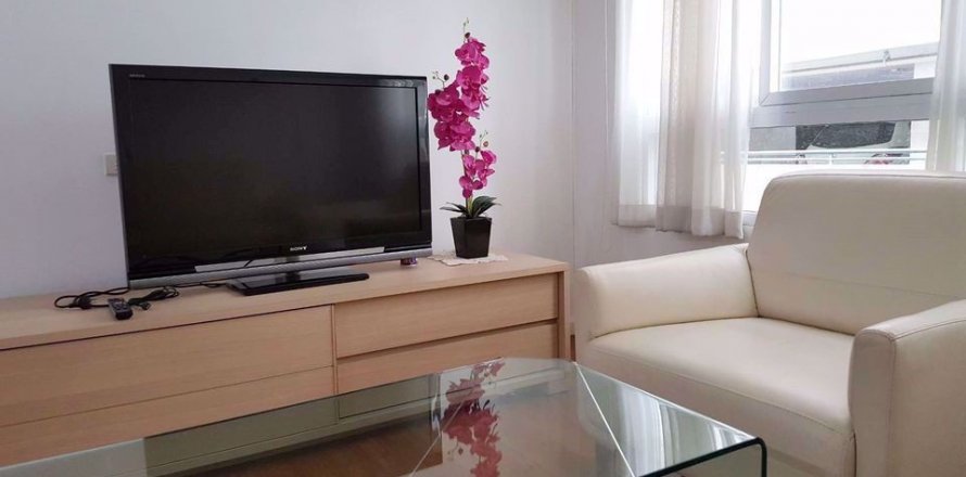 Condominio de 2 dormitorios en Watthana, Bangkok, Tailandia № 48166