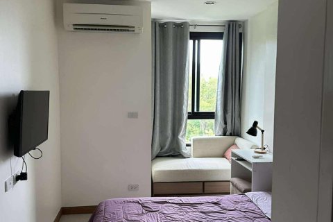 Apartamento de 2 habitaciones en Pattaya, Tailandia № 205853 - foto 8