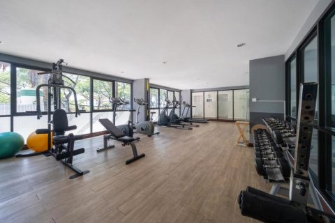 Apartamento de 2 habitaciones en Pattaya, Tailandia № 205853 - foto 17