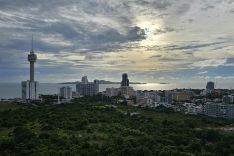 Apartamento de 2 habitaciones en Pattaya, Tailandia № 205849 - foto 13