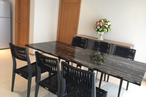 Condominio de 2 dormitorios en Bangkok, Tailandia № 144147 - foto 11