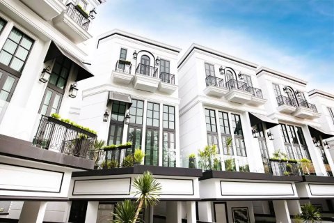 House in Bangkok, Thailand 3 bedrooms № 180913
