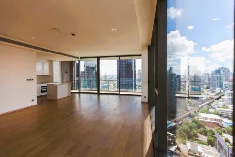 Ático de 3 dormitorios en Bangkok, Tailandia № 180918 - foto 15