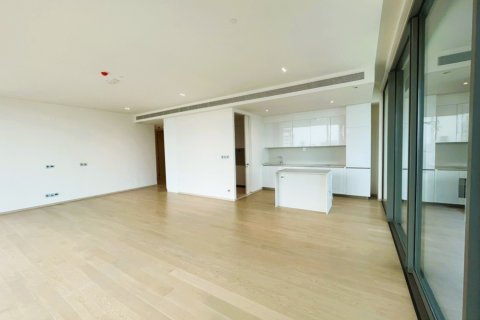 Ático de 3 dormitorios en Bangkok, Tailandia № 180918 - foto 14
