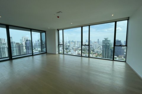 Ático de 3 dormitorios en Bangkok, Tailandia № 180918 - foto 3