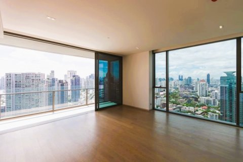 Ático de 3 dormitorios en Bangkok, Tailandia № 180918 - foto 10