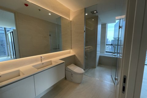 Ático de 3 dormitorios en Bangkok, Tailandia № 180918 - foto 18