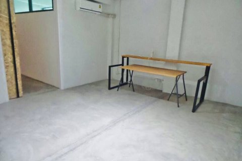 Oficina 920 m2 en Bangkok, Tailandia № 180917 - foto 10