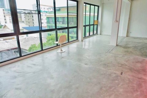 Oficina 920 m2 en Bangkok, Tailandia № 180917 - foto 9