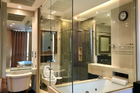 Condominio de 1 dormitorio en Bangkok, Tailandia № 65998 - foto 13