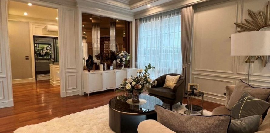 Chalet de 4 dormitorios en Thawi Watthana, Bangkok, Tailandia № 133881