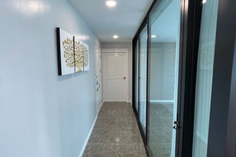 Penthouse in Watthana, Bangkok, Thailand 3 Schlafzimmer № 47679 - Foto 22