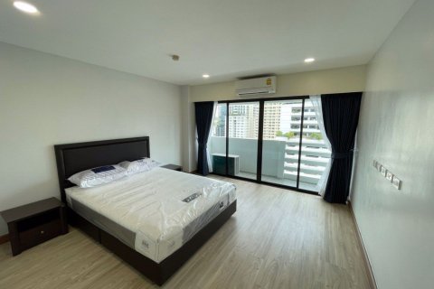 Penthouse in Watthana, Bangkok, Thailand 3 Schlafzimmer № 47679 - Foto 13