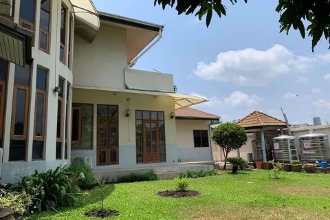 Casa de 4 dormitorios en Phra Khanong, Bangkok, Tailandia № 47681 - foto 5
