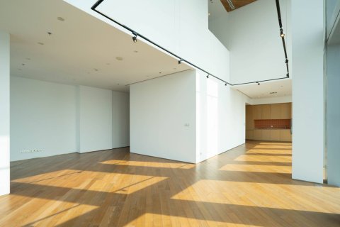 Dúplex de 2 dormitorios en Bangkok, Tailandia № 180469 - foto 7