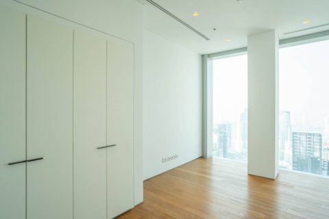 Dúplex de 2 dormitorios en Bangkok, Tailandia № 180469 - foto 16