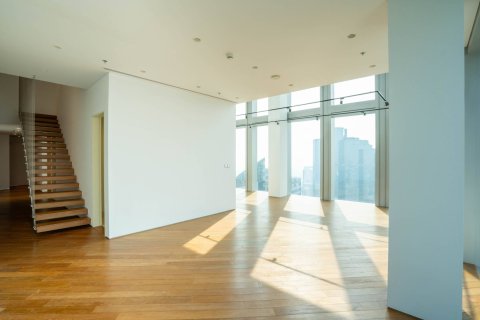 Dúplex de 2 dormitorios en Bangkok, Tailandia № 180469 - foto 9